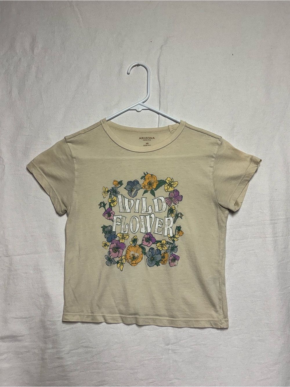 Arizona Jean Company Beige "Wild Flower" Graphic Tee - Women's